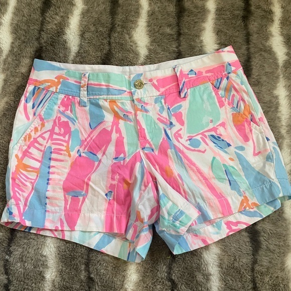 Lilly Pulitzer Pants - Lilly Pulitzer The Callahan Shorts sail boat print